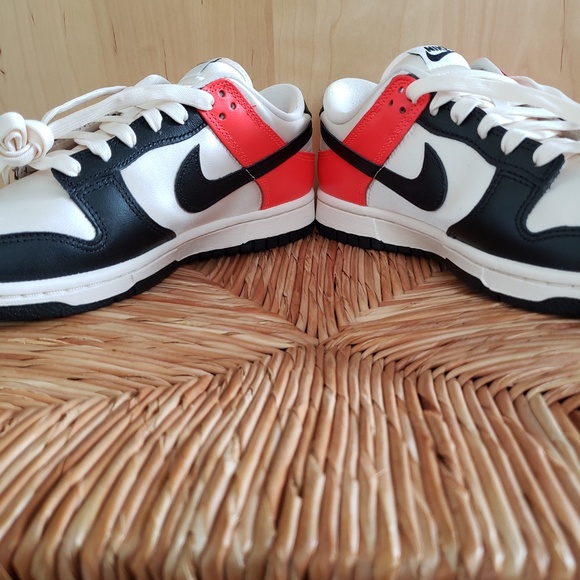 Nike Air Force One Satin Low Dunk Size 7.5 NEW! - Picture 11 of 16